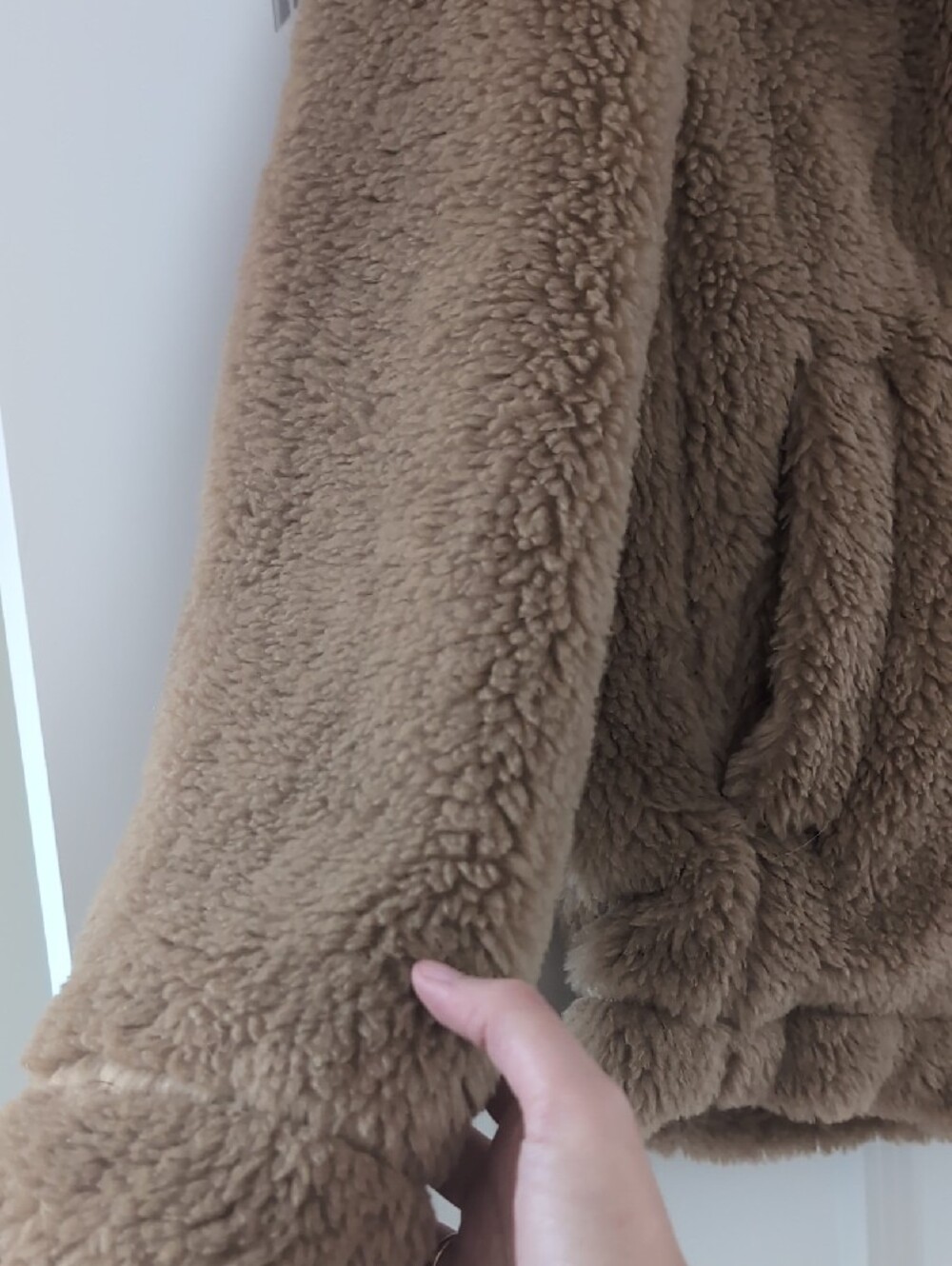 Elie. Tahari Plush Teddy Coat - Beige - Picture 4 of 6